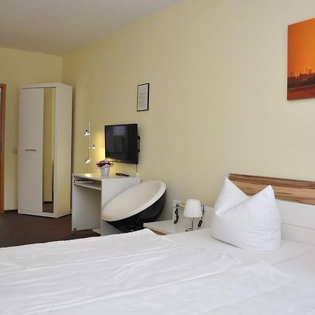 Hotel An Der Kapelle Meiningen Luaran gambar
